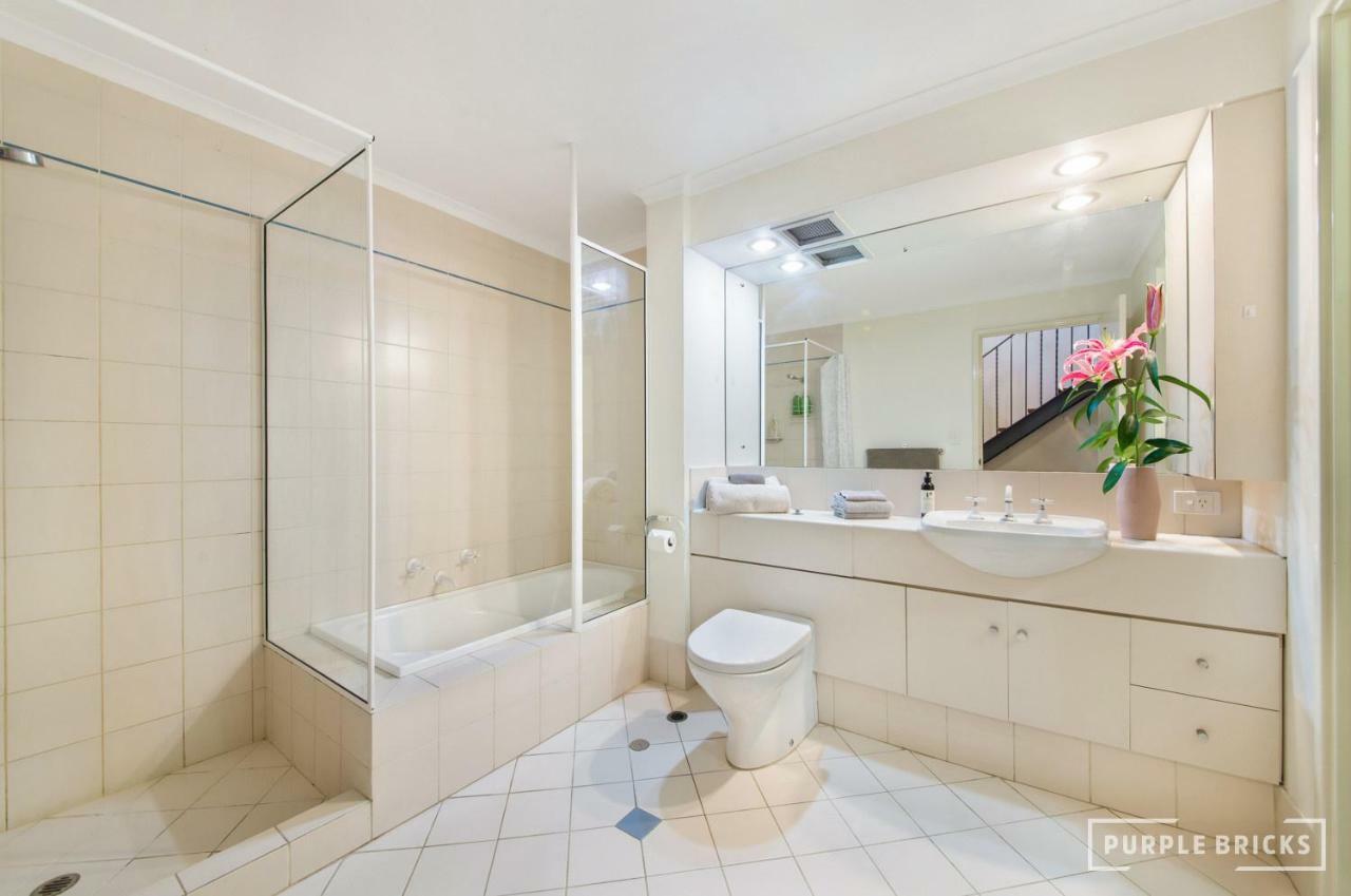 Spacious Central Townhouse Fremantle Exterior photo